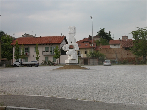 Piazza Montessori.